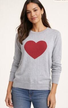 Gap Merino Wool Blend Sweater Size Small Gray with Red Heart